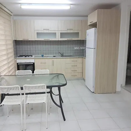 Apartment Tiny House With Pool Mountain View & 100mt To Sea. Agios Epiktitos